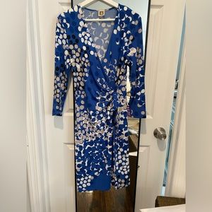 Anne Klein mid-calf length silk wrap patterned dress.